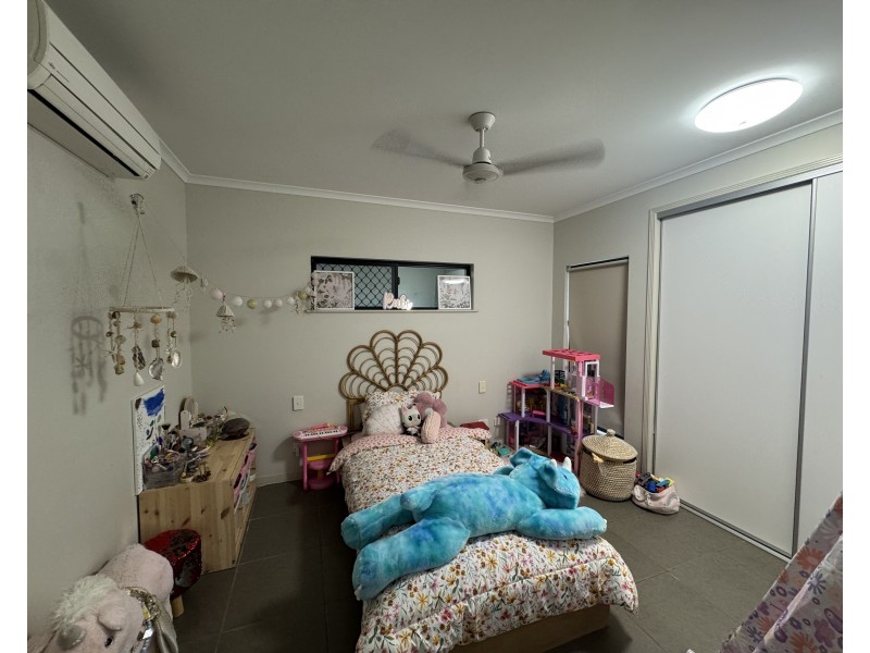 45 Midshipman St, South Mission Beach QLD 4852