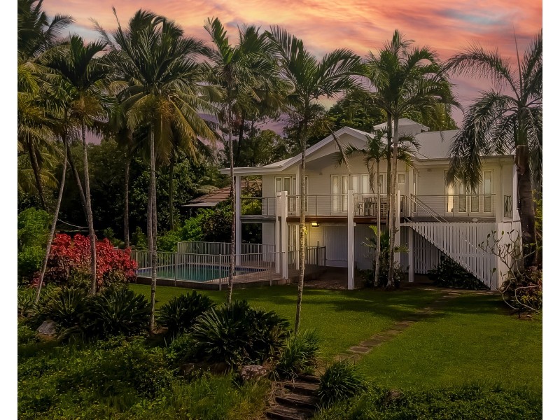 7 Nissen St, Wongaling Beach QLD 4852