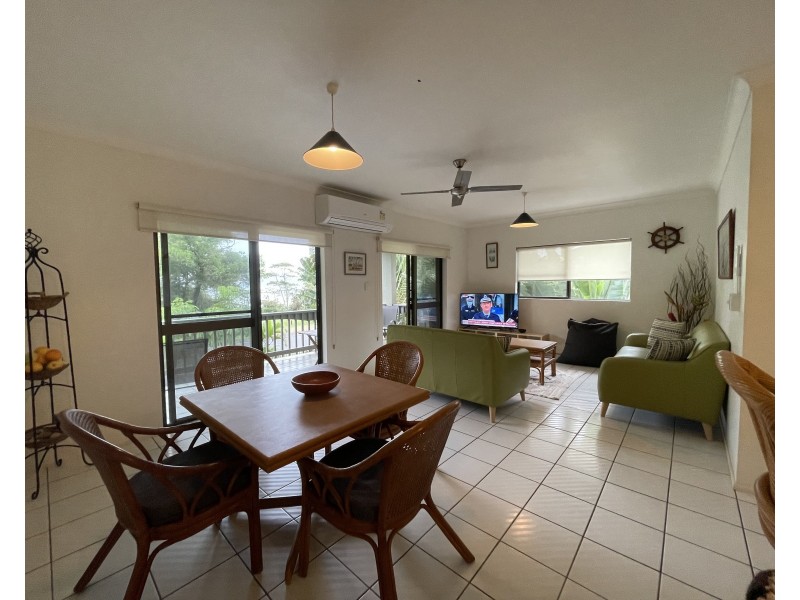 Unit 4/135 Reid Rd, Wongaling Beach QLD 4852