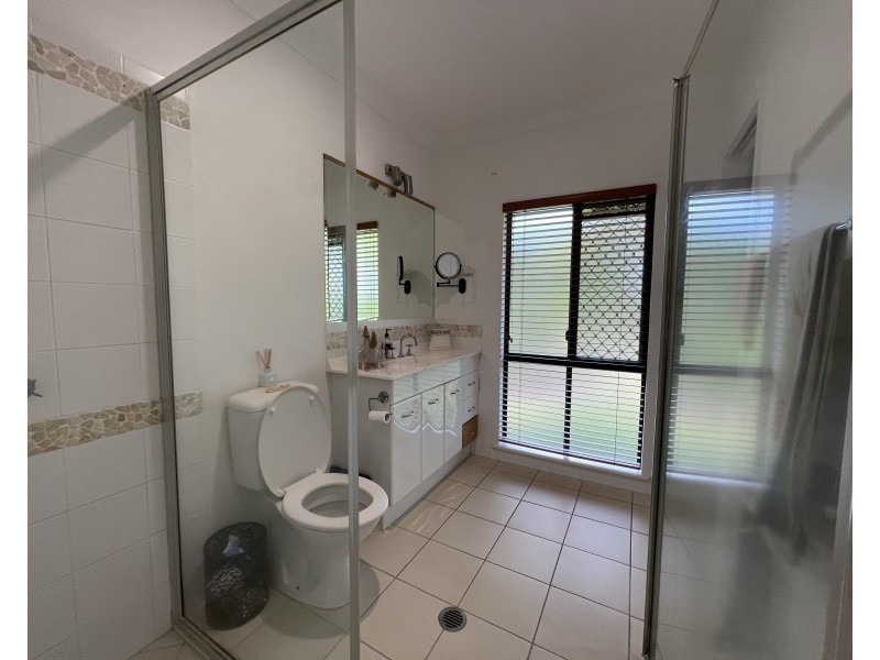 2 Mcnamara St, Wongaling Beach QLD 4852