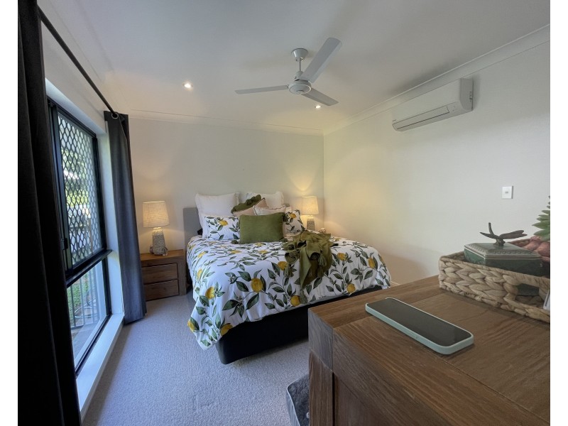 2 Mcnamara St, Wongaling Beach QLD 4852