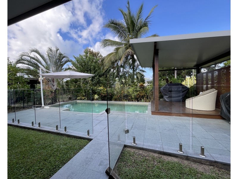 2 Mcnamara St, Wongaling Beach QLD 4852