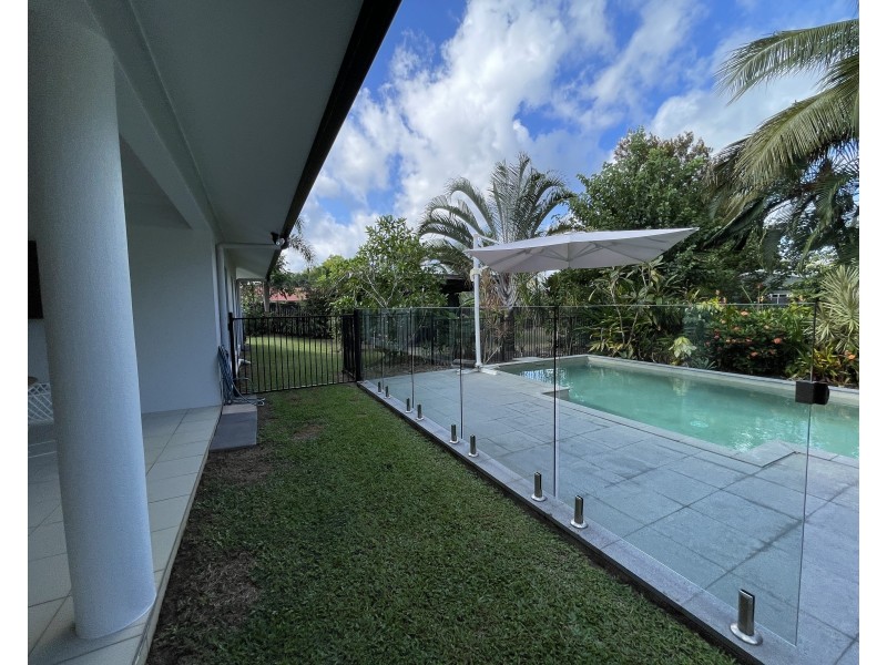2 Mcnamara St, Wongaling Beach QLD 4852