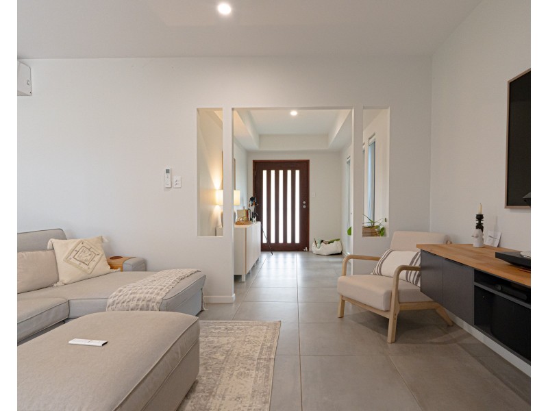 14 Seagull Cl, Mission Beach QLD 4852