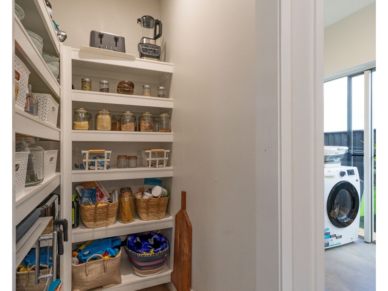 14 Seagull Cl, Mission Beach QLD 4852