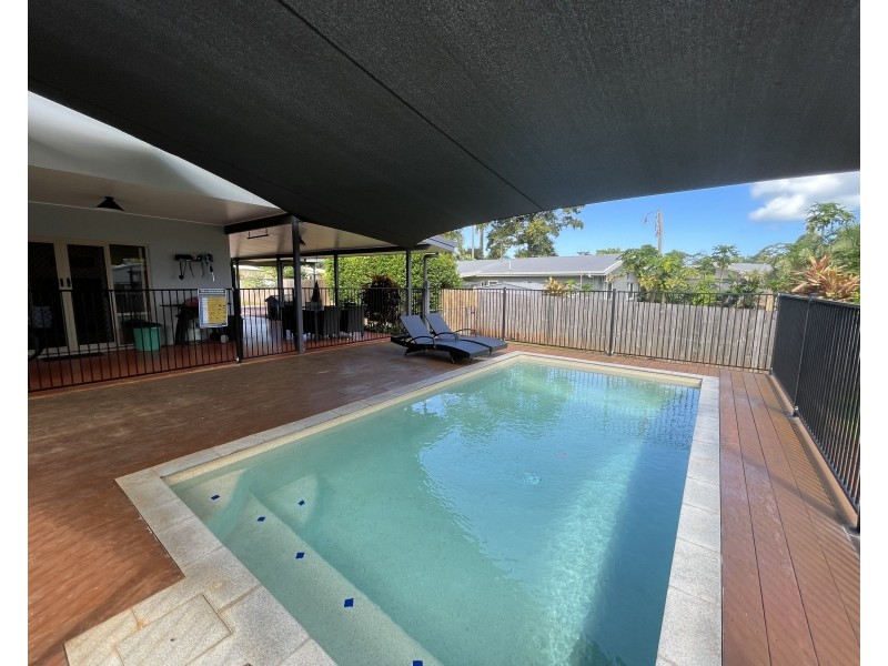 6 Yamala Cl, Mission Beach QLD 4852
