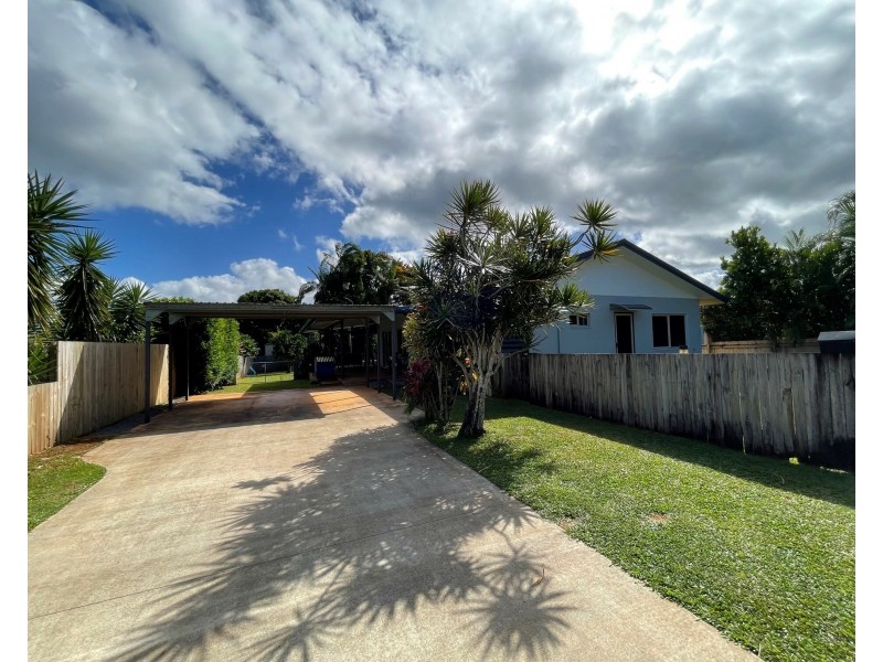 6 Yamala Cl, Mission Beach QLD 4852