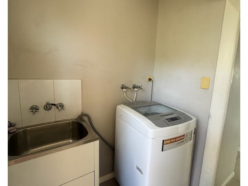 Unit 1/22 Wongaling Beach Rd, Wongaling Beach QLD 4852