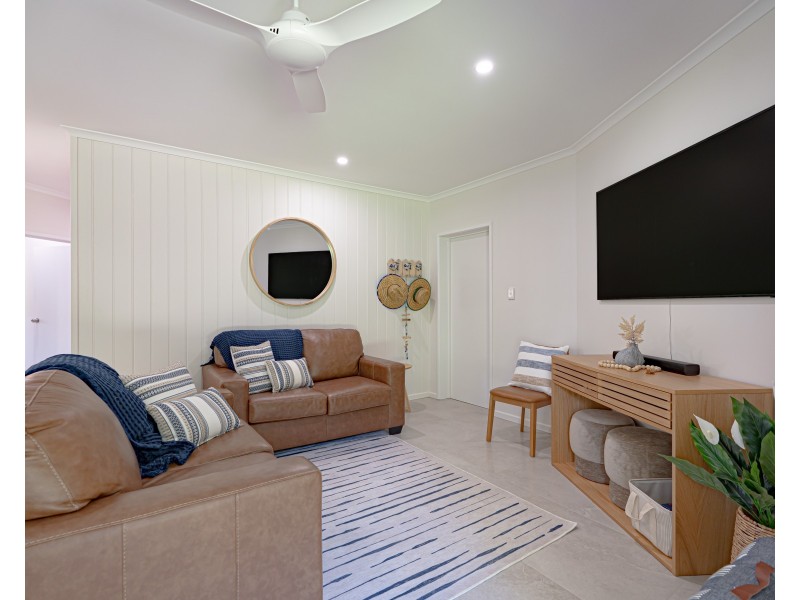 Unit 1/58-60 Porter Prom, Mission Beach QLD 4852