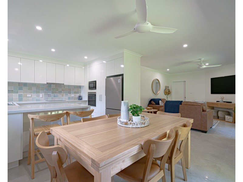 Unit 1/58-60 Porter Prom, Mission Beach QLD 4852