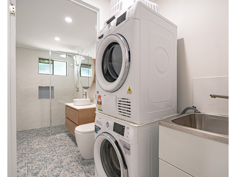 Unit 1/58-60 Porter Prom, Mission Beach QLD 4852