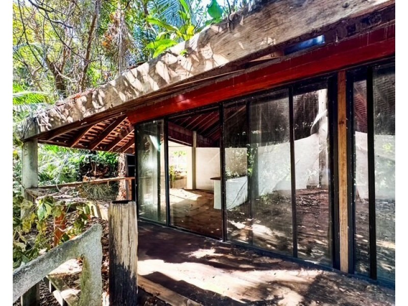 Timana Island, Dunk QLD 4852