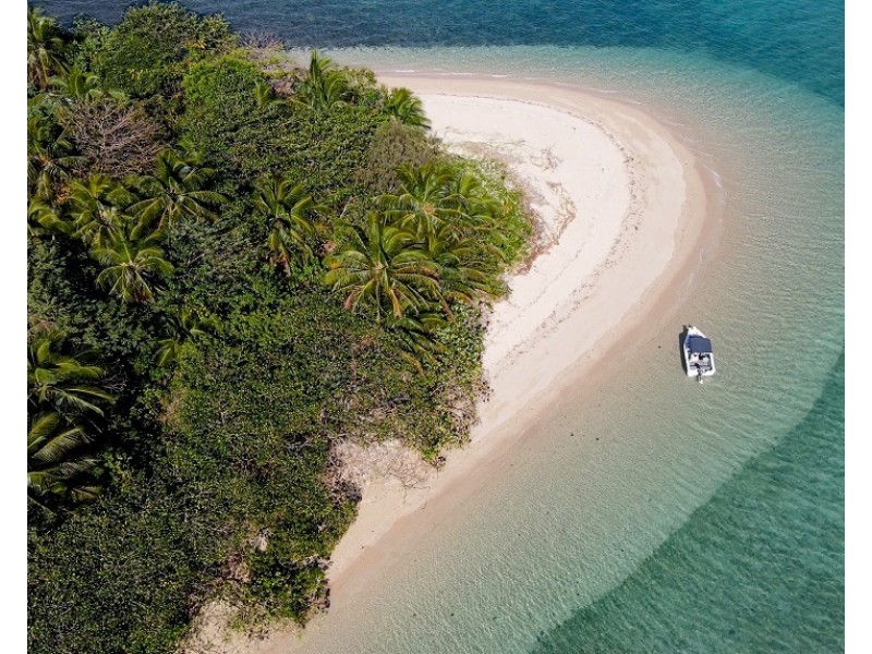Timana Island, Dunk QLD 4852