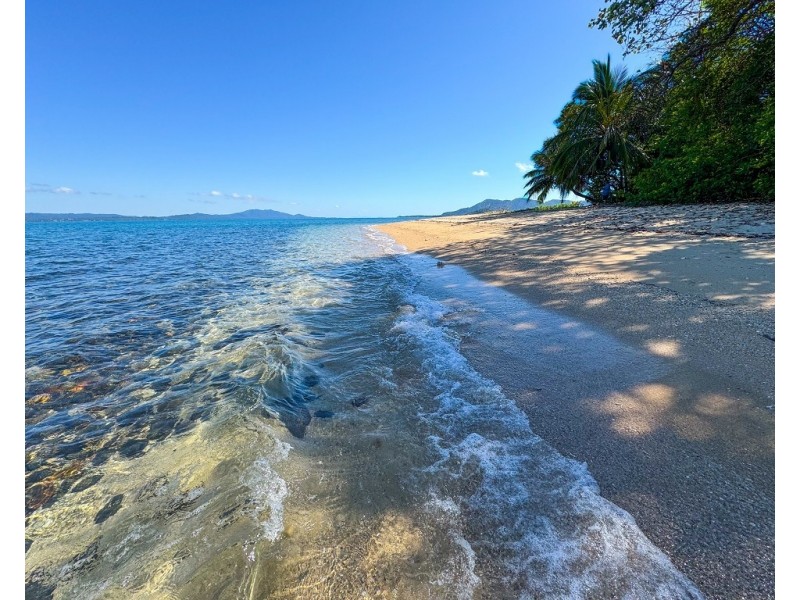 Timana Island, Dunk QLD 4852