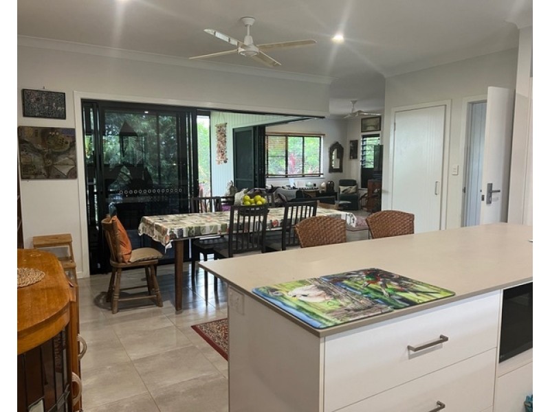27 Rise Cres, Mission Beach QLD 4852