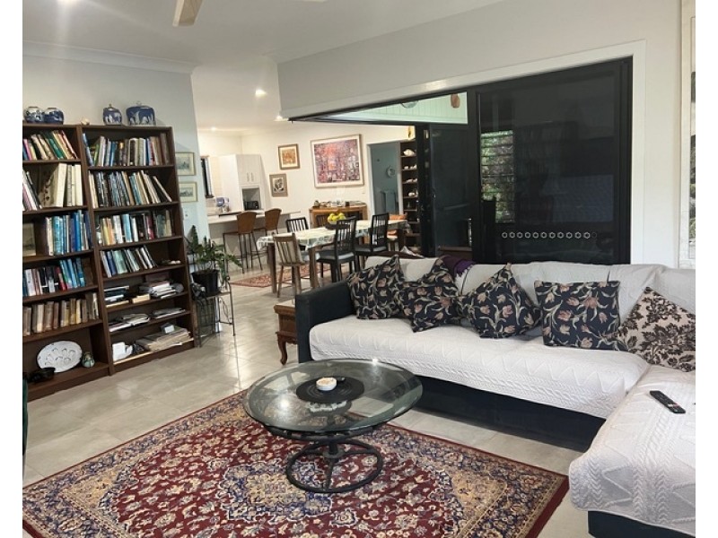 27 Rise Cres, Mission Beach QLD 4852