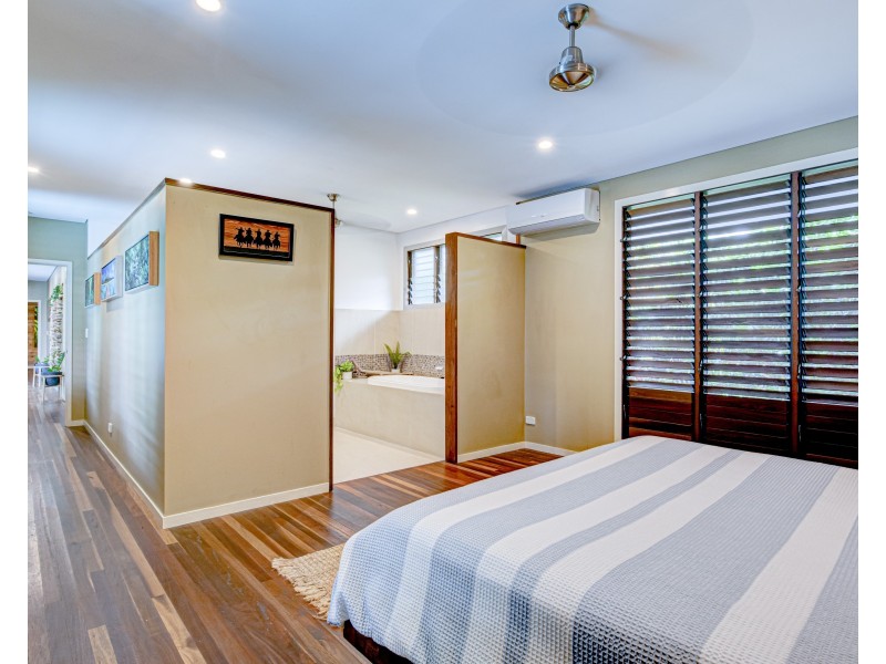 60 Mariner Dr, South Mission Beach QLD 4852