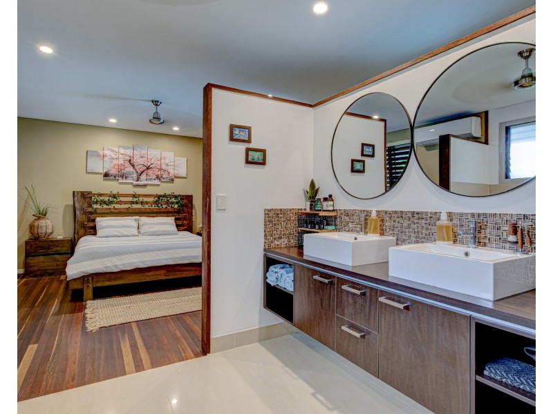 60 Mariner Dr, South Mission Beach QLD 4852