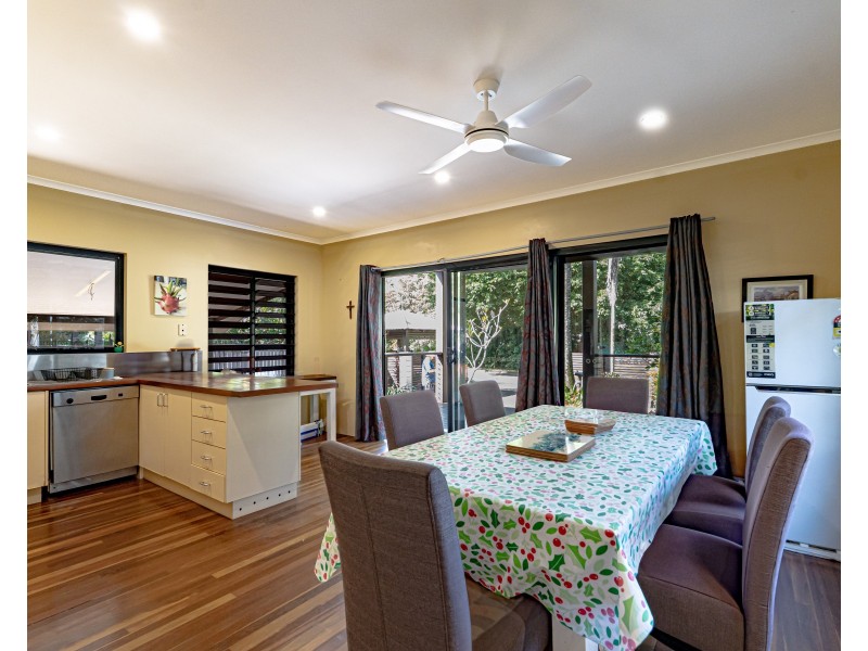 25B Pacific Pde, Mission Beach QLD 4852