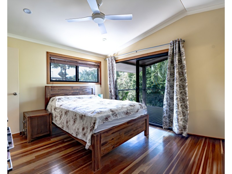 25B Pacific Pde, Mission Beach QLD 4852