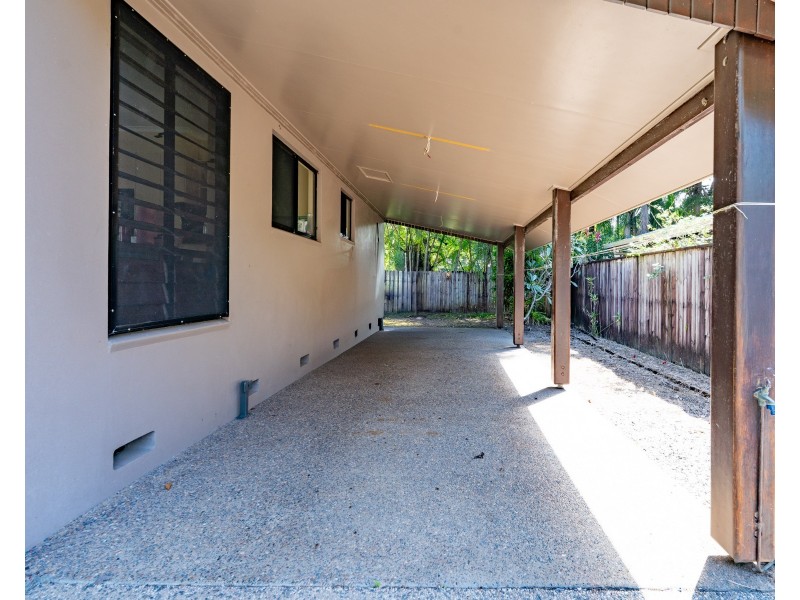 25B Pacific Pde, Mission Beach QLD 4852