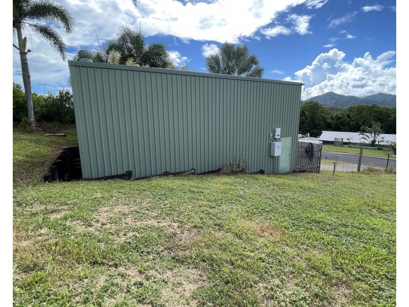 17 Riverside Tce, South Mission Beach QLD 4852
