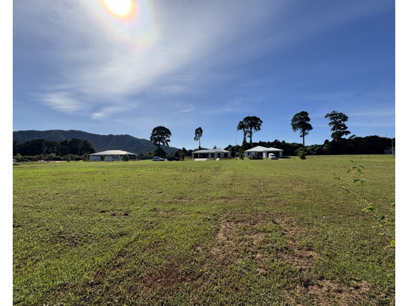 29 (lot 23) Nautilus St, Mission Beach QLD 4852