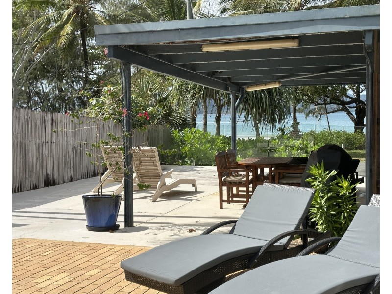 150 Kennedy Esp, South Mission Beach QLD 4852