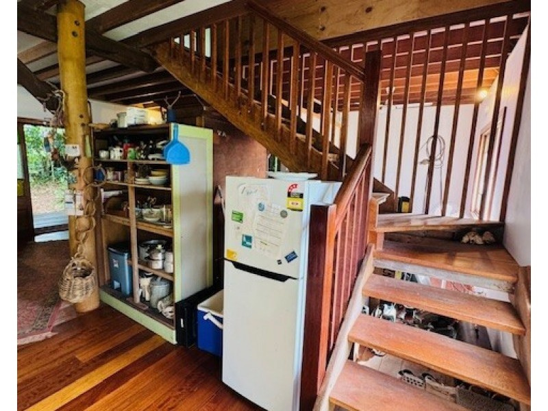 22 Cutten St, Bingil Bay QLD 4852