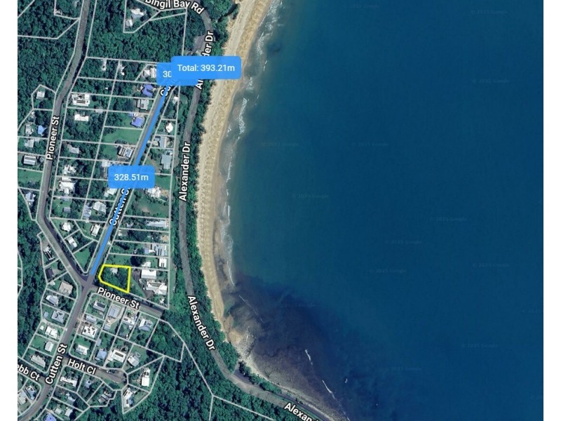 22 Cutten St, Bingil Bay QLD 4852