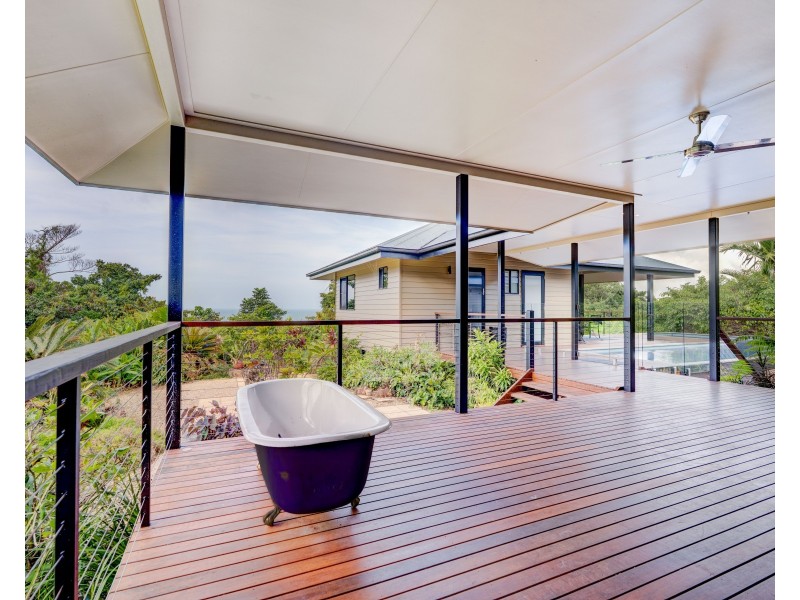 50 Rockingham Cl, Wongaling Beach QLD 4852