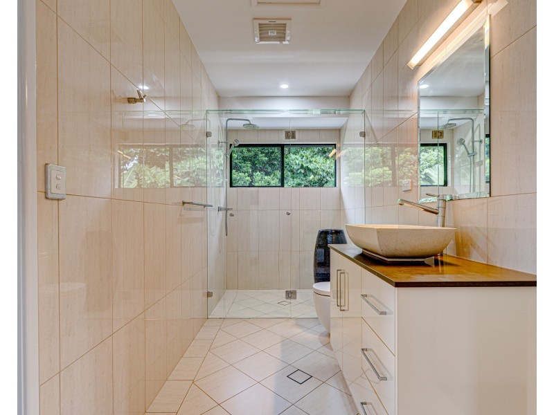 50 Rockingham Cl, Wongaling Beach QLD 4852