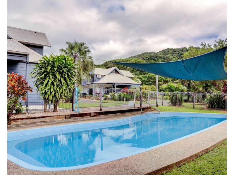 Unit 3/18-22 Giufre Cres, Wongaling Beach QLD 4852