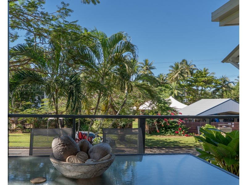 7 Pacific Parade, Mission Beach QLD 4852
