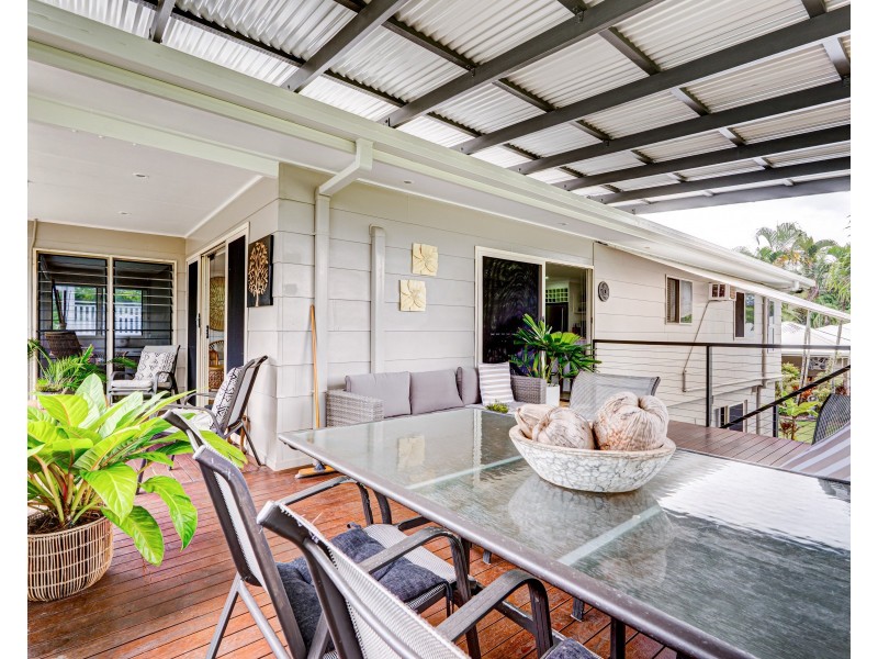 7 Pacific Parade, Mission Beach QLD 4852