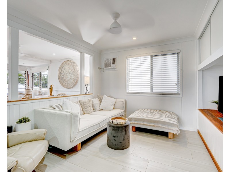 7 Pacific Parade, Mission Beach QLD 4852