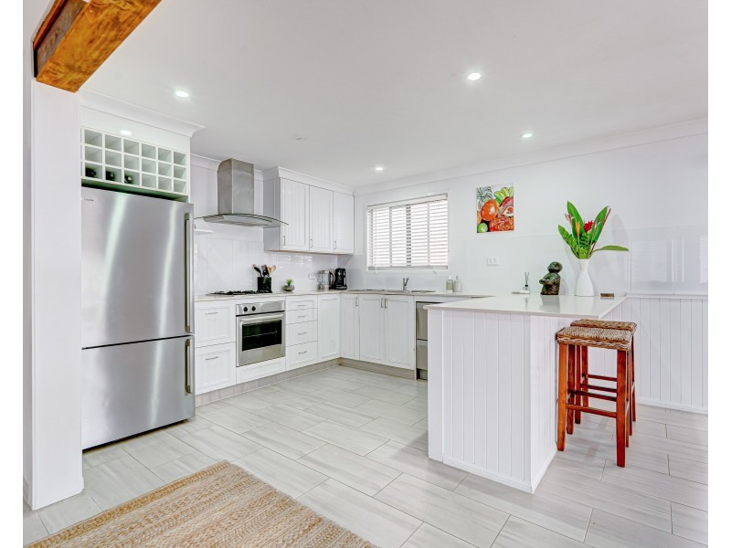 7 Pacific Parade, Mission Beach QLD 4852