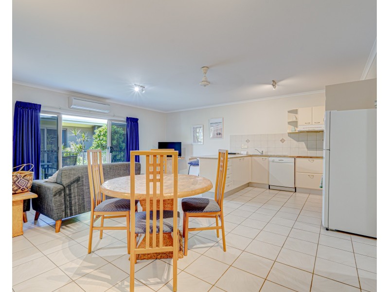 Unit 4/58-62 Holland St, Wongaling Beach QLD 4852