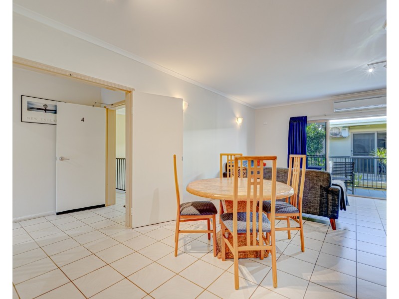 Unit 4/58-62 Holland St, Wongaling Beach QLD 4852