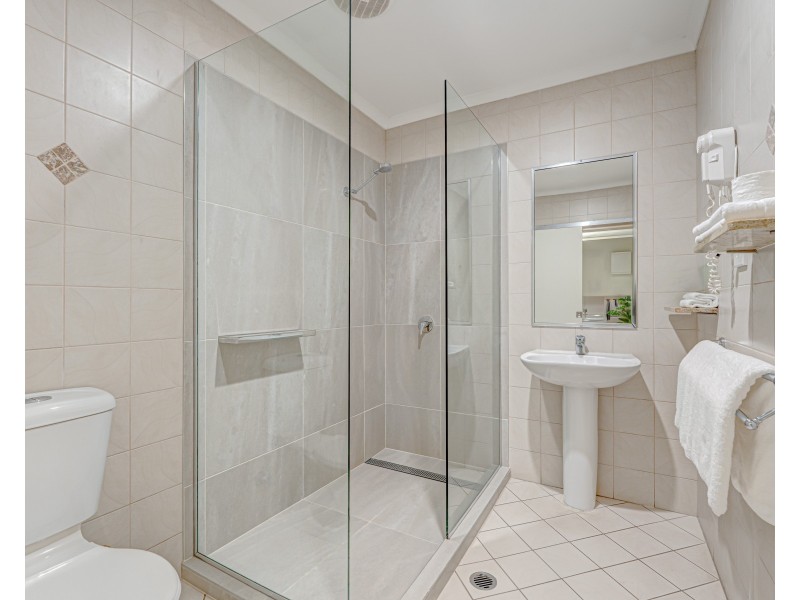 Unit 4/58-62 Holland St, Wongaling Beach QLD 4852