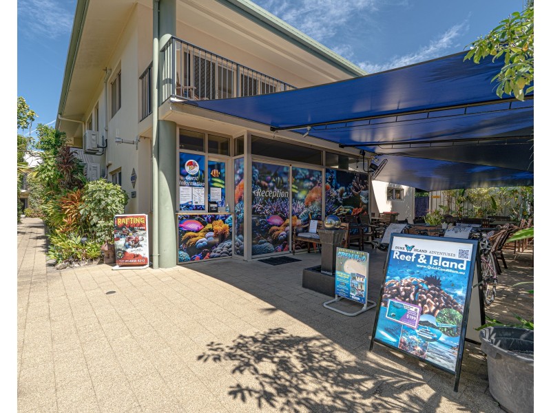Unit 4/58-62 Holland St, Wongaling Beach QLD 4852