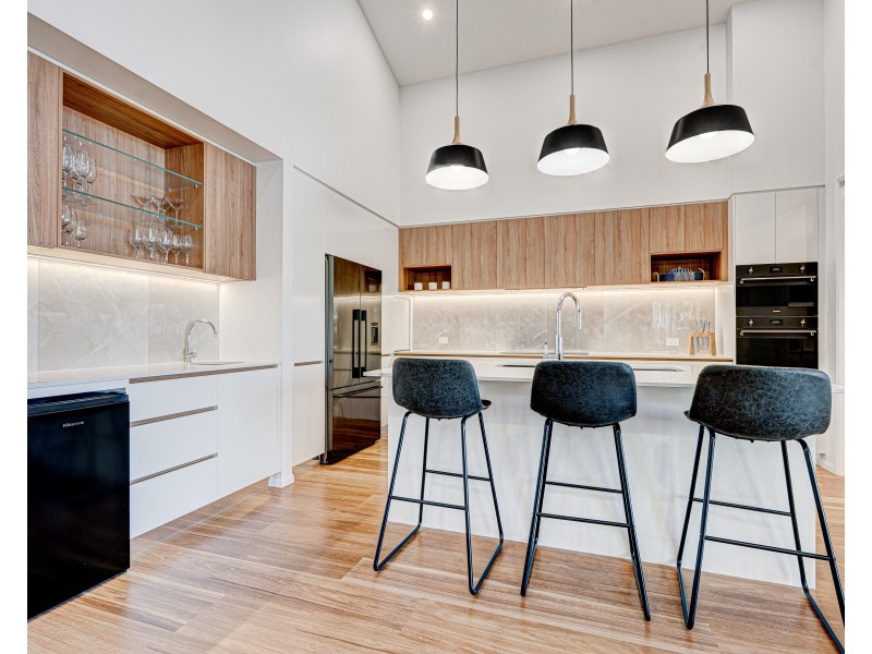 103 Reid Rd, Wongaling Beach QLD 4852