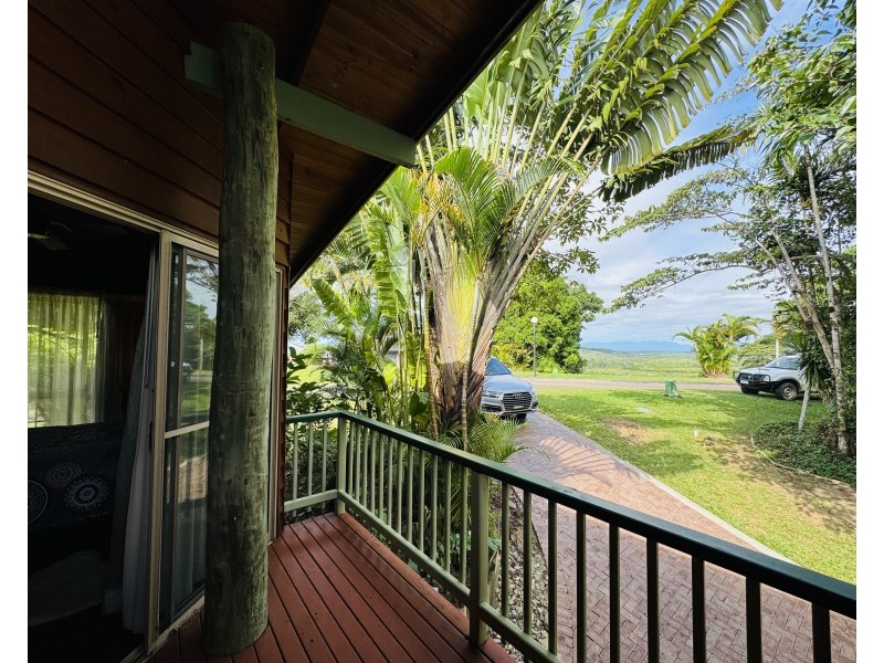 16/23 The Boulevard, South Mission Beach QLD 4852