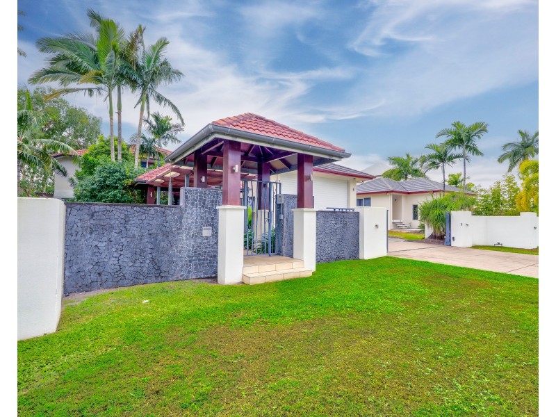 11 – 13 Keith Williams Dr, Cardwell QLD 4849