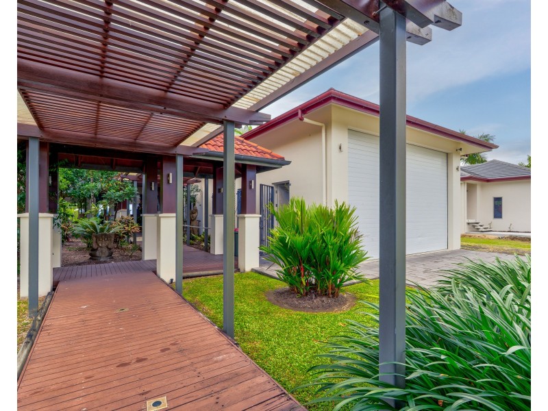 11 – 13 Keith Williams Dr, Cardwell QLD 4849
