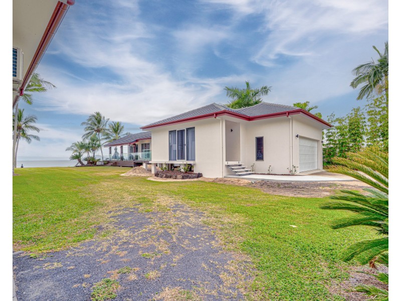 11 – 13 Keith Williams Dr, Cardwell QLD 4849