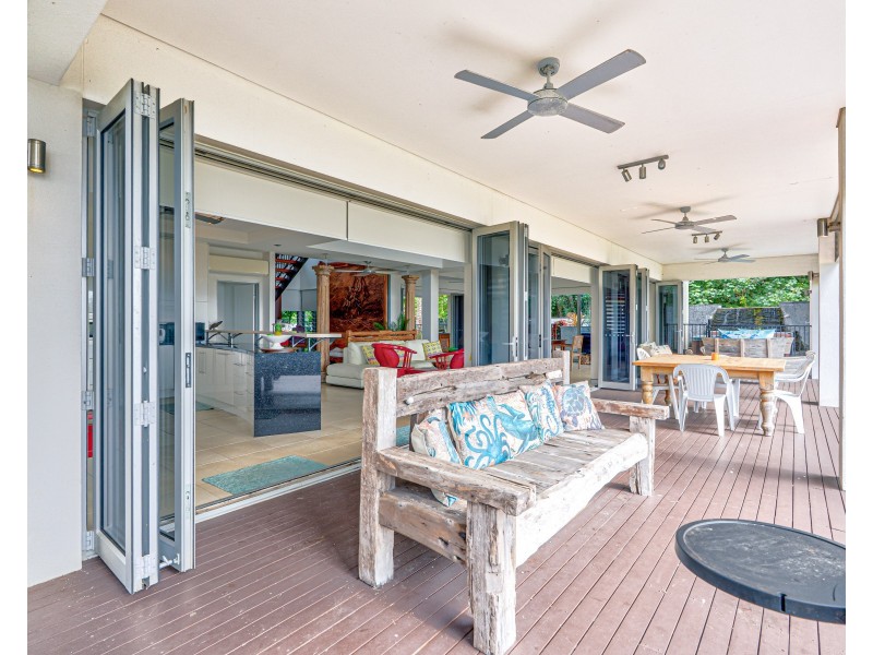 11 – 13 Keith Williams Dr, Cardwell QLD 4849