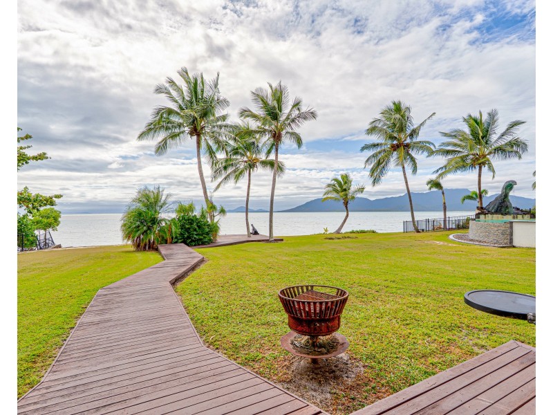 11 – 13 Keith Williams Dr, Cardwell QLD 4849