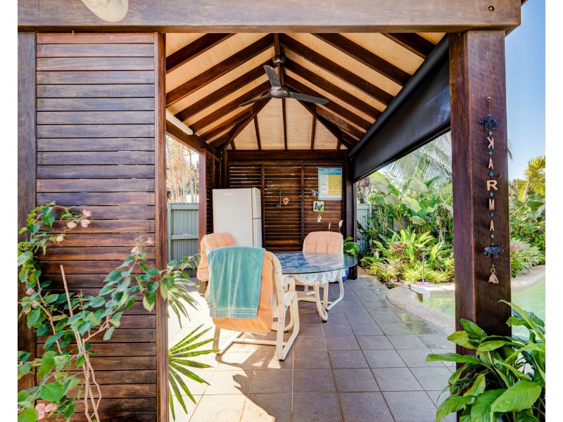 4 Lindquist Cl, Mission Beach QLD 4852