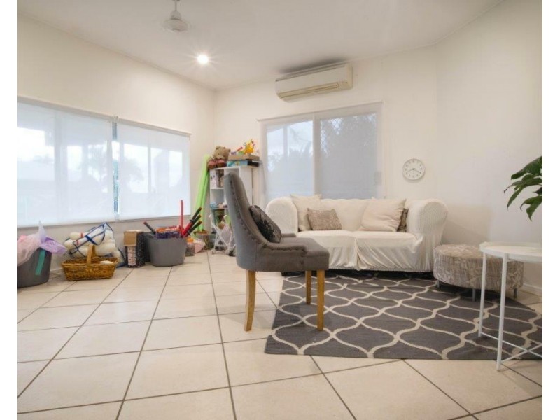 30 Wongaling Beach Rd, Wongaling Beach QLD 4852